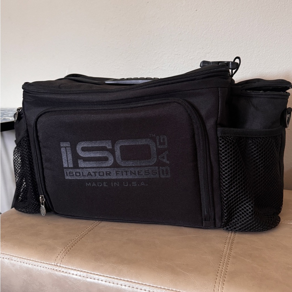 ISOBAG Isolator Fitness 6 meal bag. Bag only.